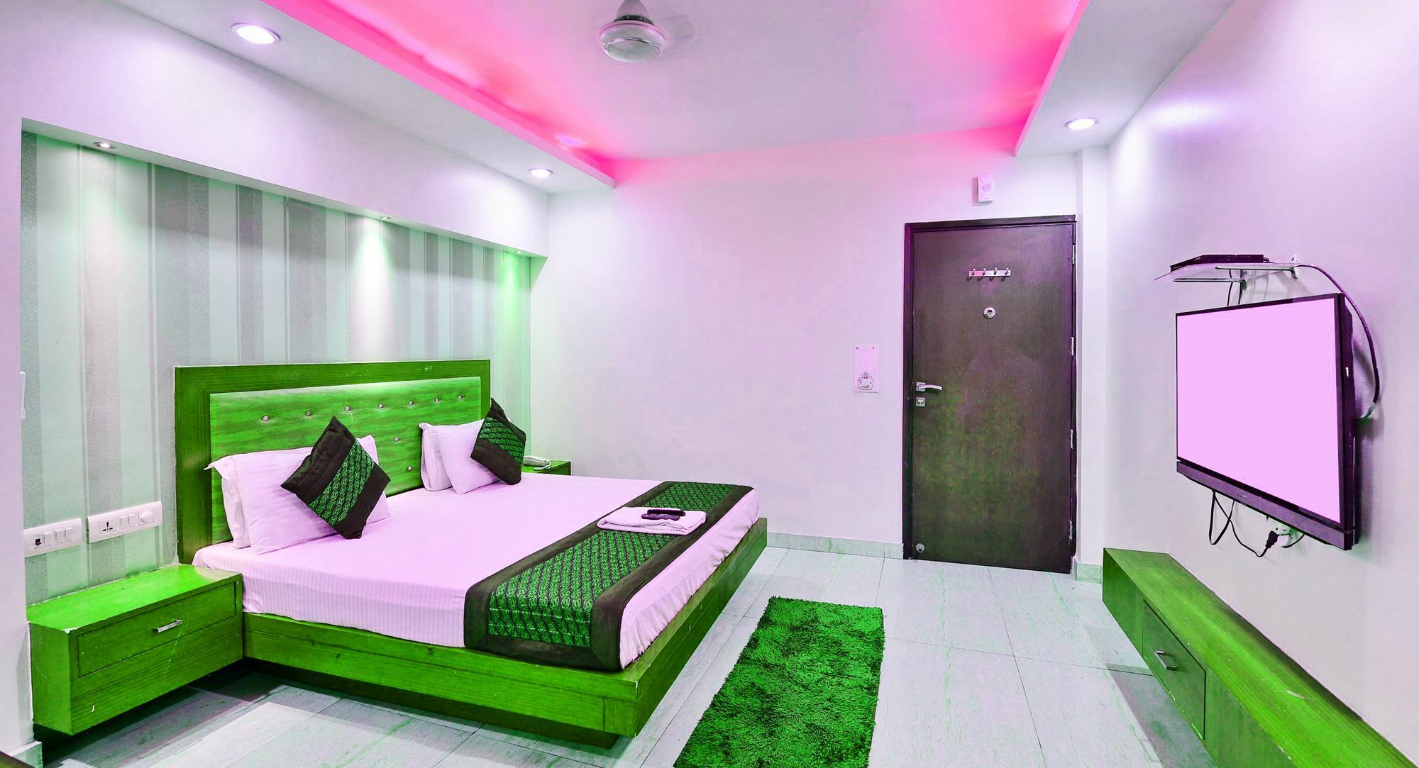 Excelente 2* New Delhi